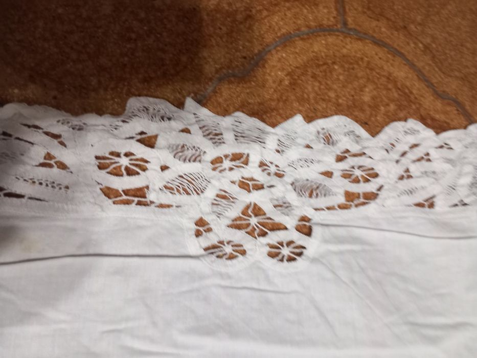 Toalha de mesa grande com 12 guardanapos