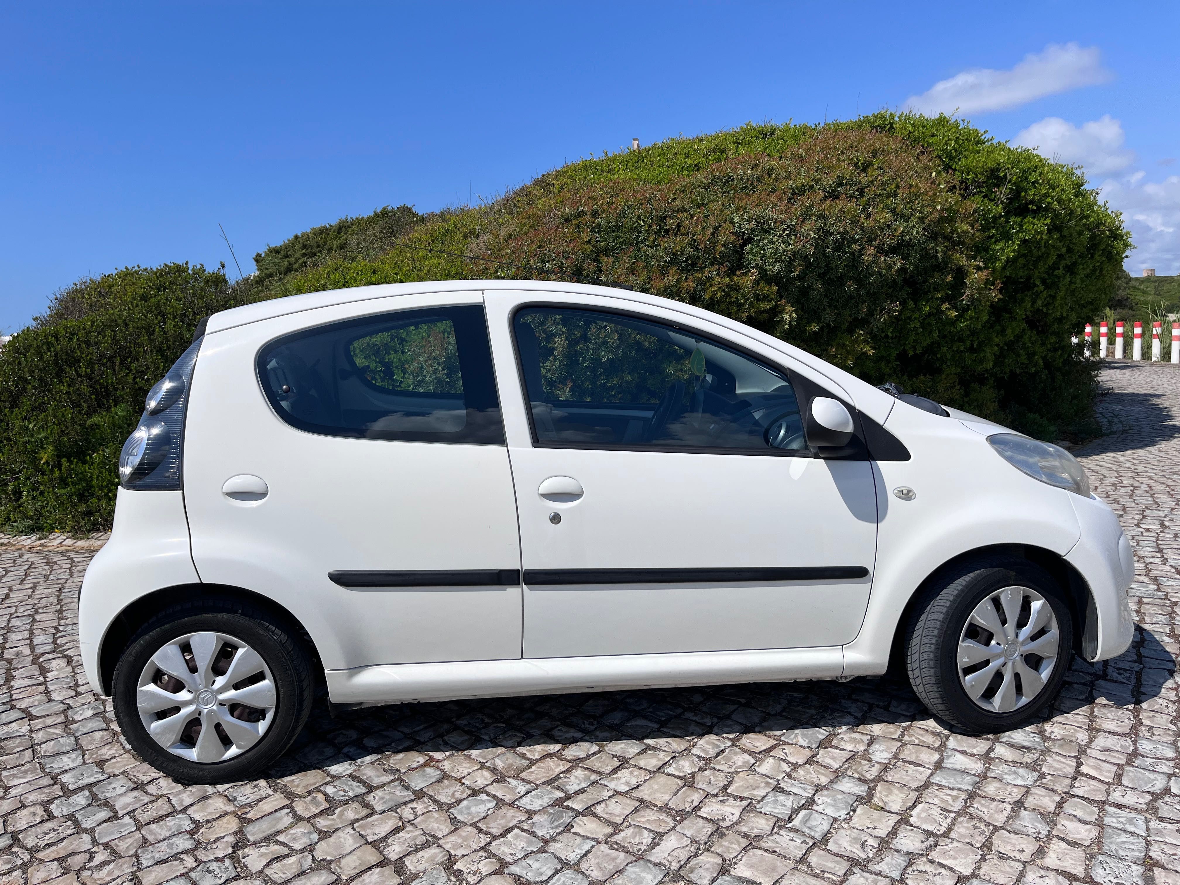 Citroën C1, ano 2011, gasolina