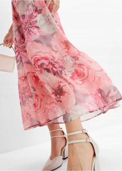 Sukienka maxi w kwiaty