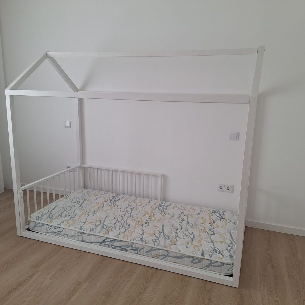 Cama MONTESSORI branca 90x190 com colchão