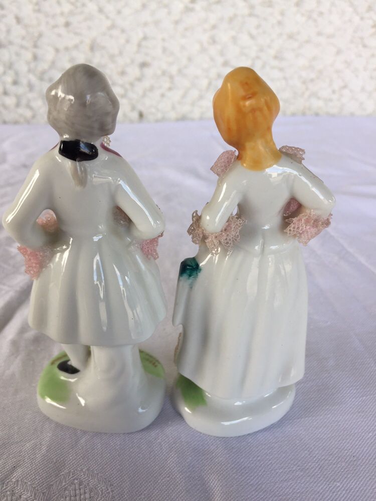 Para , dwie śliczne figurki  z porcelany