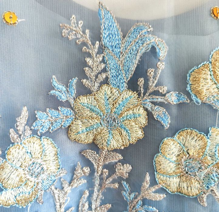 Niebieska suknia balowa S 36 kwiaty floral księżniczka królowa zima