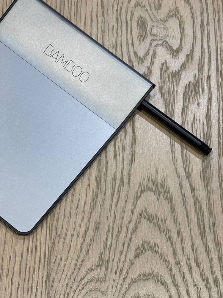 Wacom графический беспроводный  планшет Bamboo Pad CTH300K, стилус