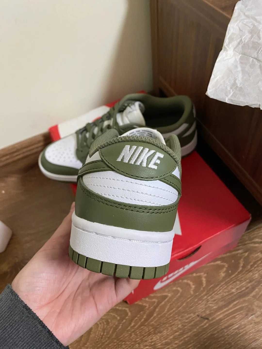 Nike Dunk Low Medium Olive Eu 44