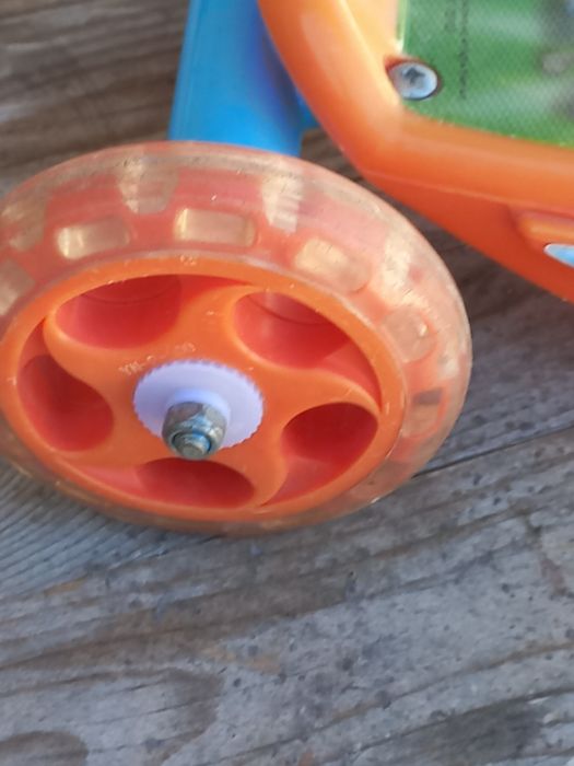 Trotinete 3 Rodas Licenciada Patrulha Pata MONDO