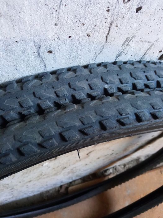 Покрышки велосипедные 28"