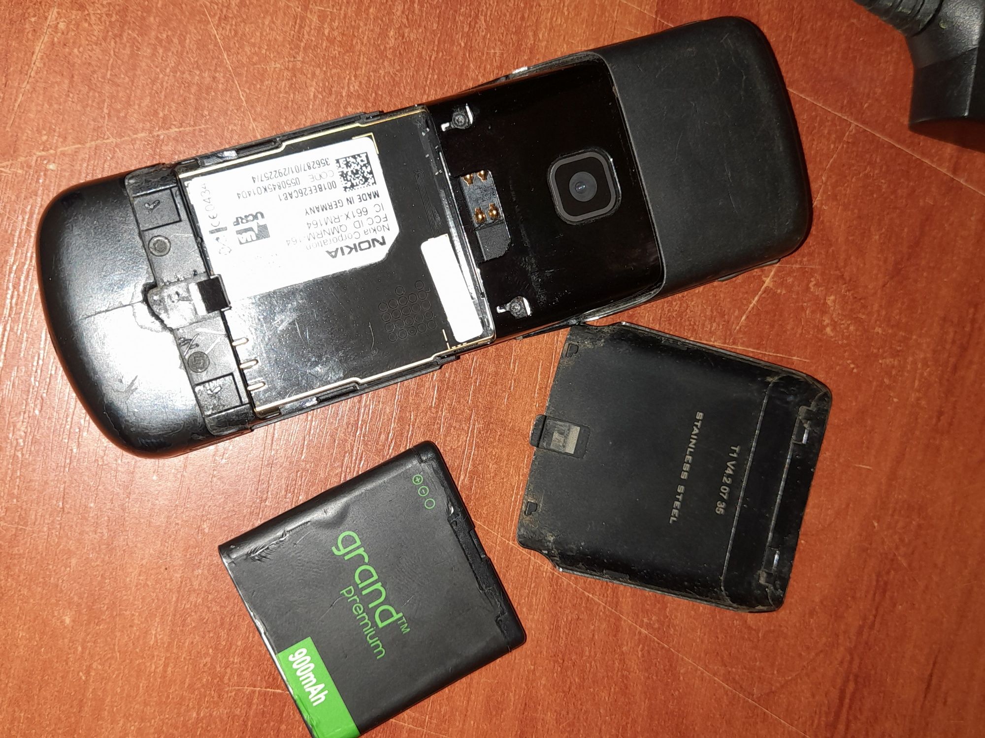 Продам телефон nokia 8600 luna