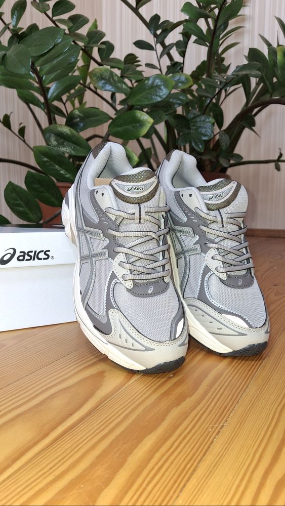 Чоловічі кросівки Asics 2160GT 41,41.5,45