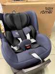 Fotelik samochodowy obrotowy britax römer