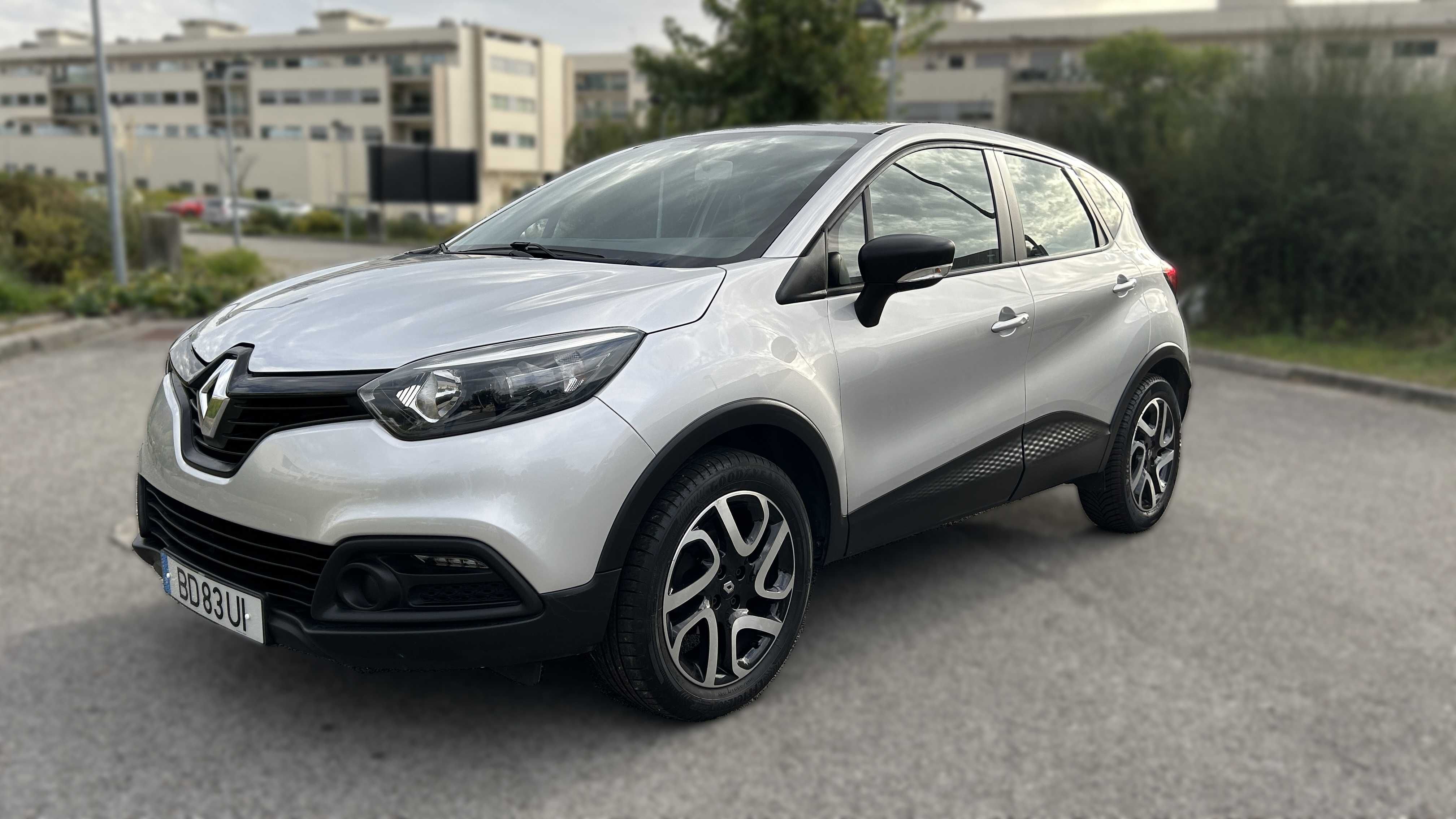 Renault Captur 0.9 TCE (Excelente Estado)