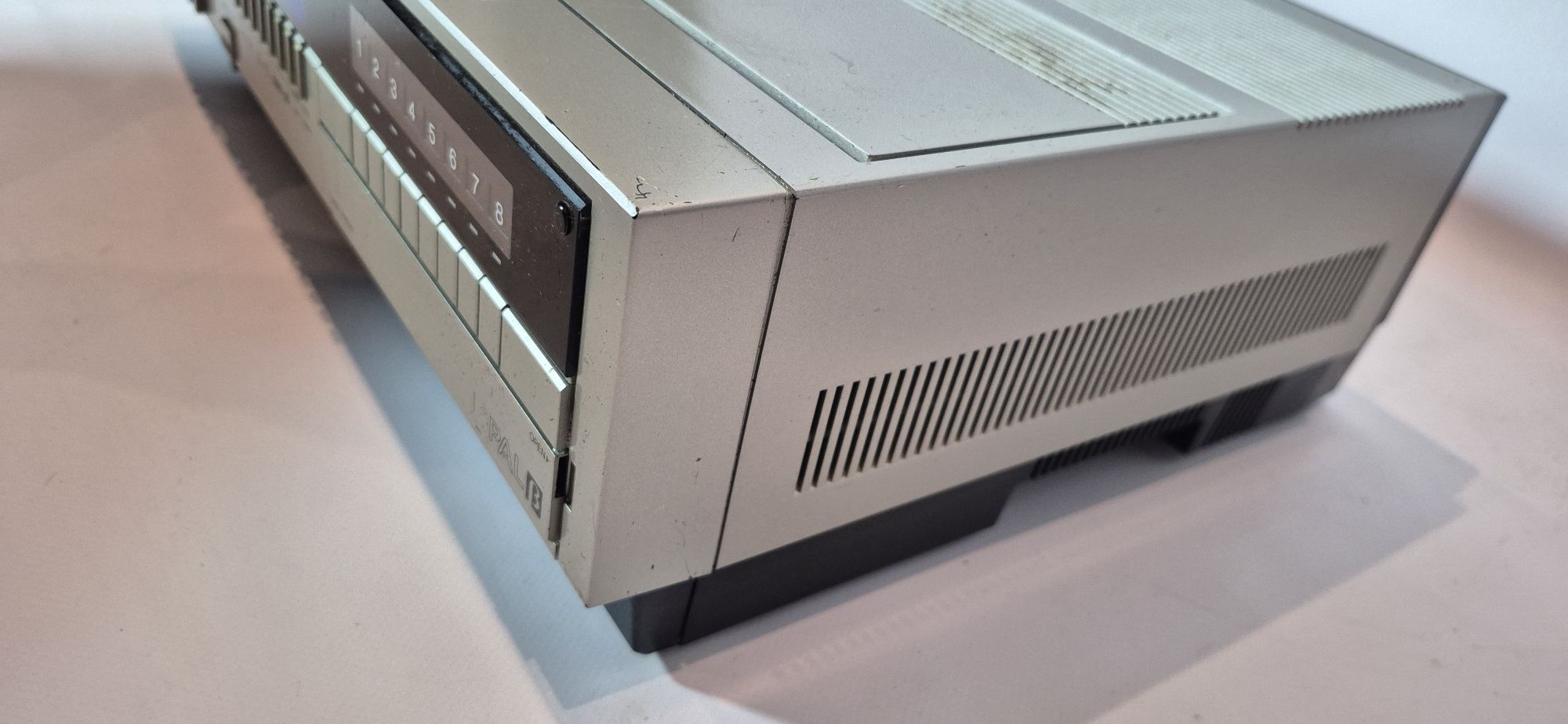 Magnetowid Rejestrator wideo Betamax Sanyo VTC - 5150 vintage 1983