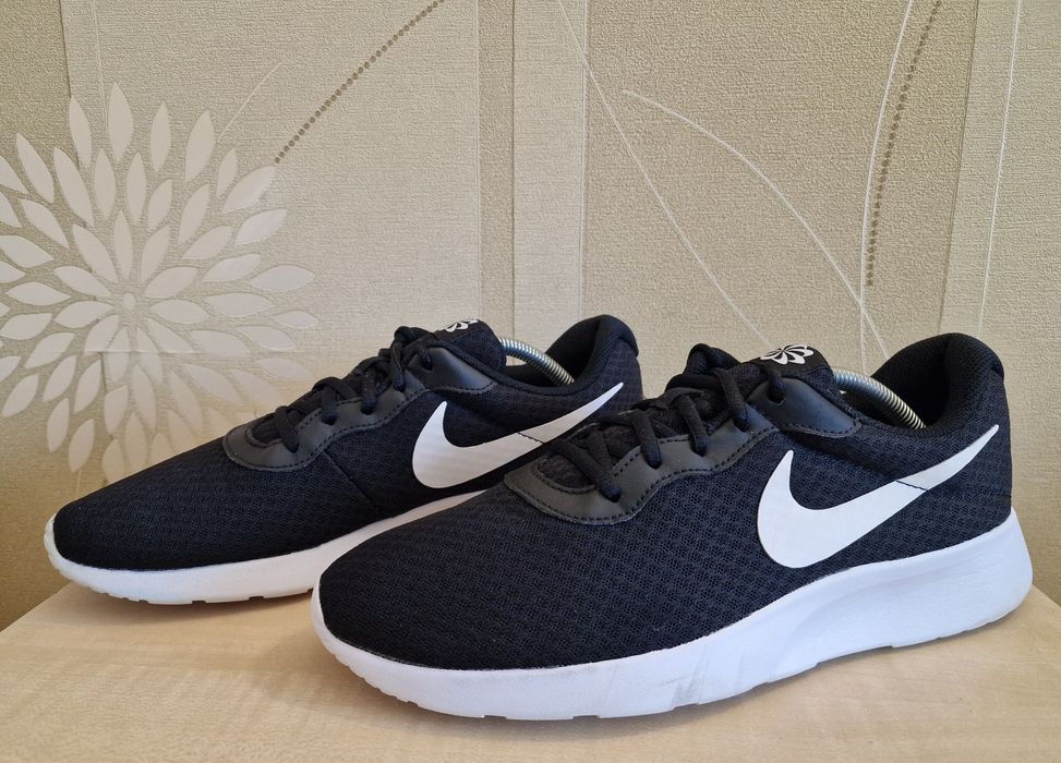Кросівки Nike Tanjun оригінал розмір 45