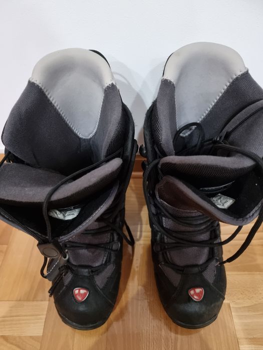 Snowboardowe buty