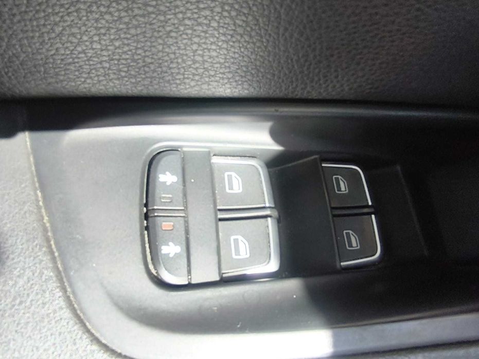 AUDI A6 AVANT 3.0 TDI Versão S Line