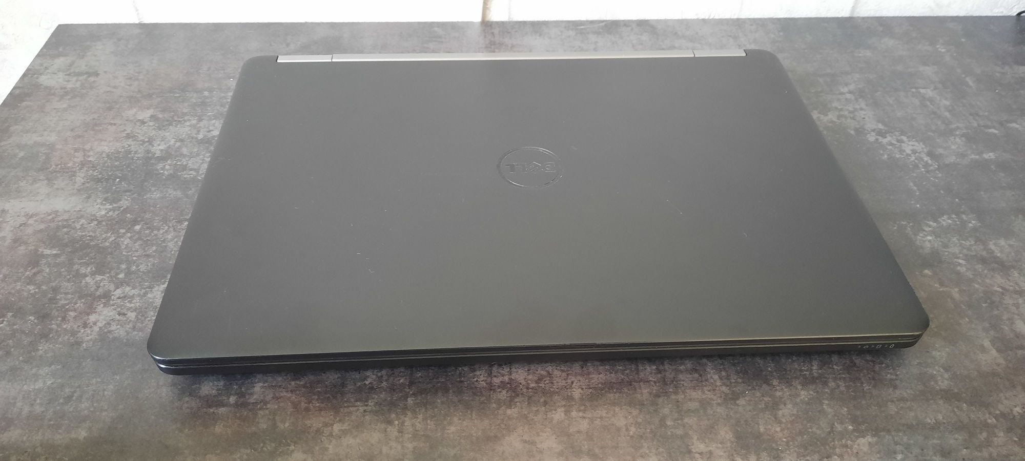 Ігровий Dell-5570/I7-6820HQ/DDR-16/SSDM2-512/Відеокарта 2GB.