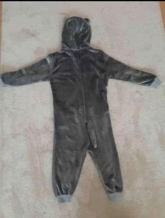 3 Pijamas polares STAR WARS  8 anos