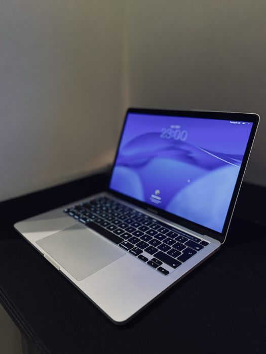 Apple Macbook Pro M1 13” 2020