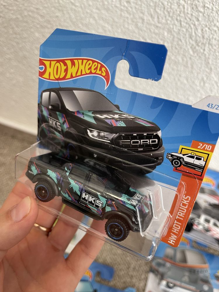 Машинки hot wheels оригінал