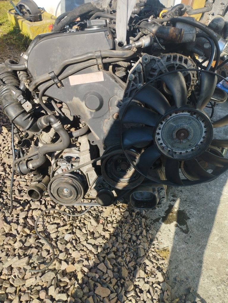 Volkswagen Passat B5 fl audi a4 A6 kompletny silnik 1.8 turbo AWM 170K