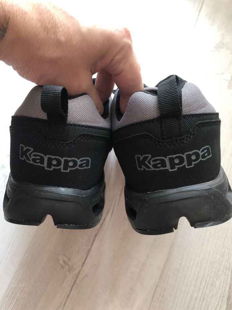 Кросівки нові 42 розмір Kappa