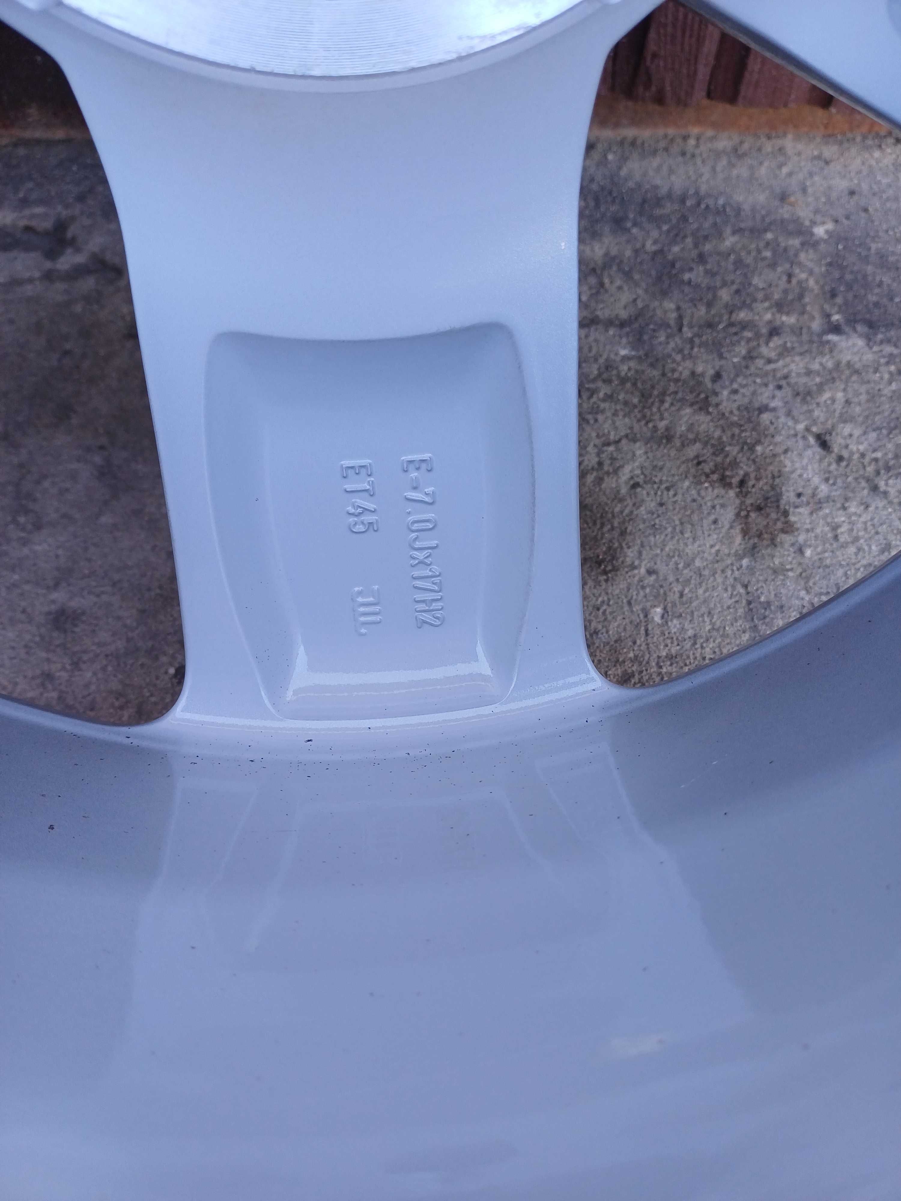 Oryginalne Felgi Audi 17'' 7J ET45 Volkswagen Skoda Seat