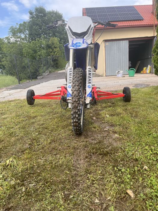 Stelarz do nauki jazdy na jednym kole