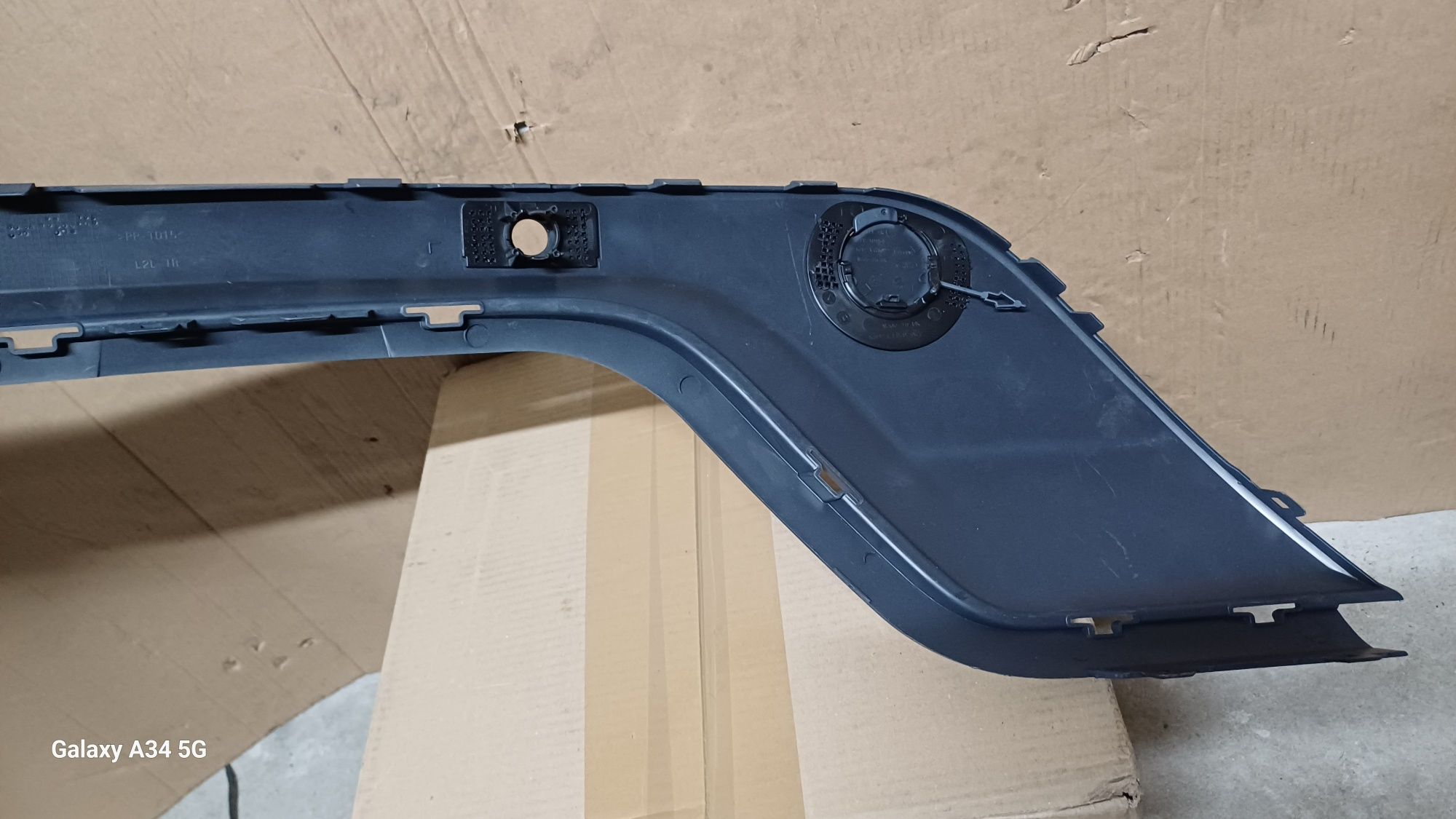 Listwa dolna nakladka zderzaka tylnego land rover evoque ll L551