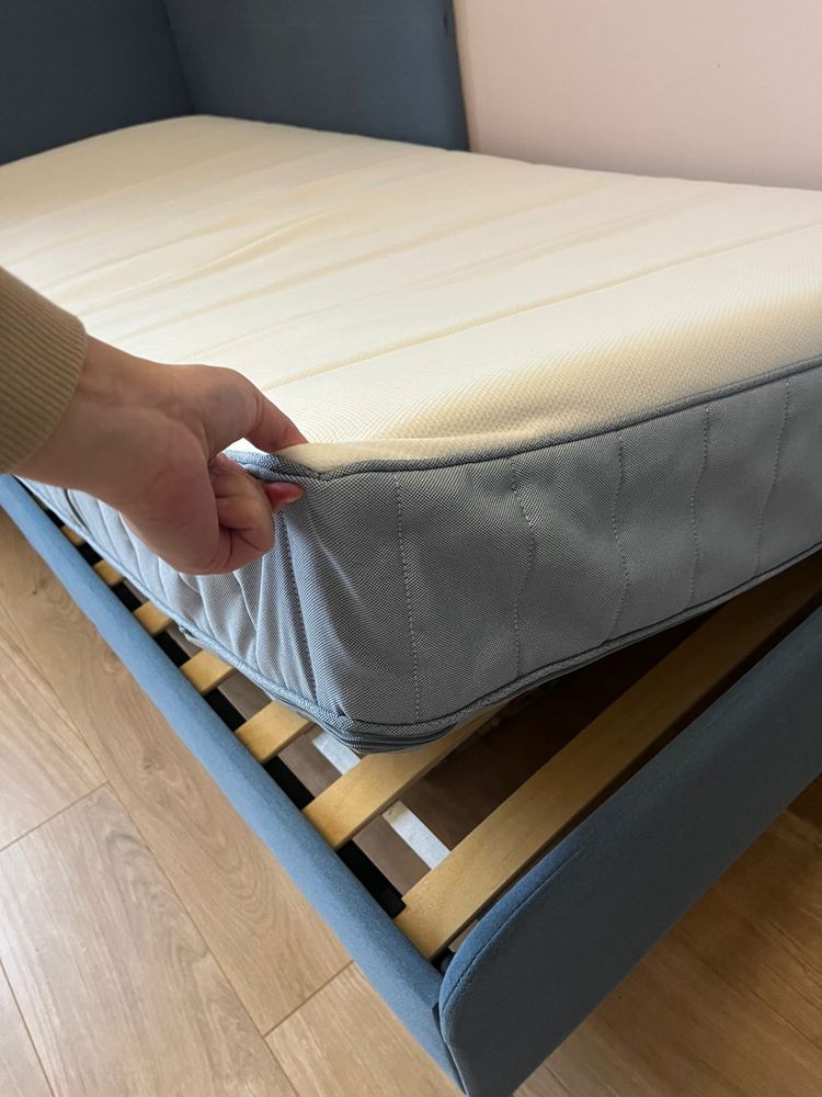 Łóżko pojedyńcze 90x200 Ikea