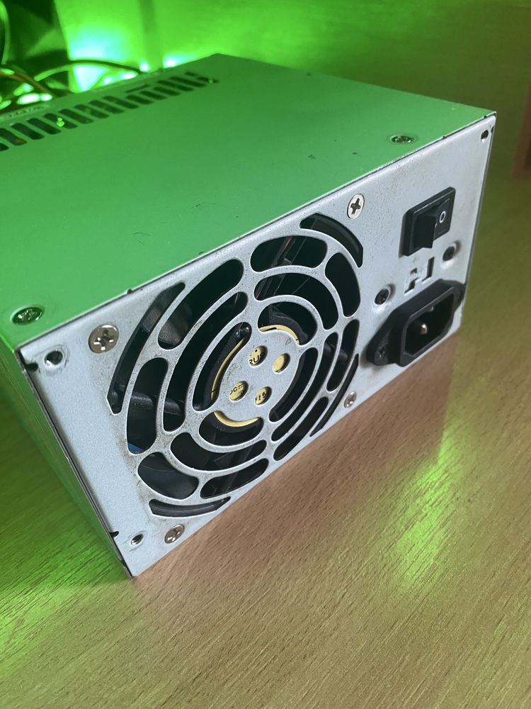 Якісний FSP 450w