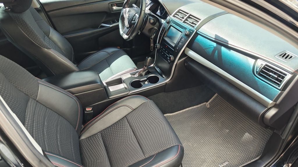 Toyota camry 2015