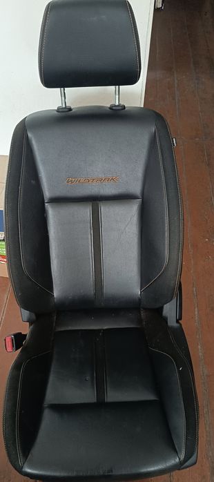 Форд ренж сидіння. Ford ranger v сидіння. Сідушки диван комплект реста