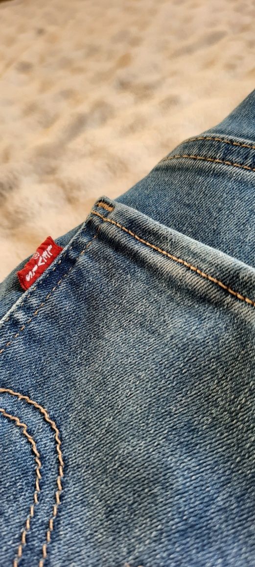 Spodnie jeansowe Levis Mile High Super Skinny W25 L38