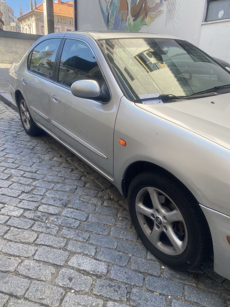 Nissan Maxima 2000