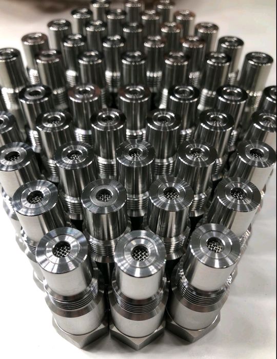 Обманка на лямбдо зонд з міні каталізатором.