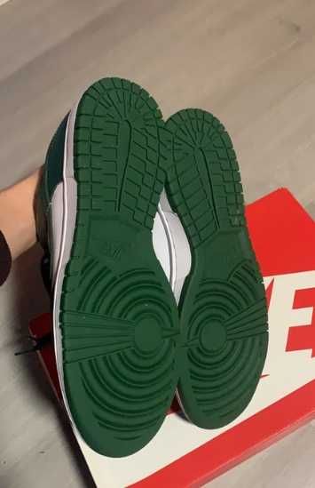 Nike Dunk Low Michigan State 39