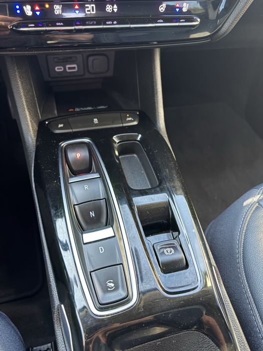 Продам Chevrolet Bolt EUV