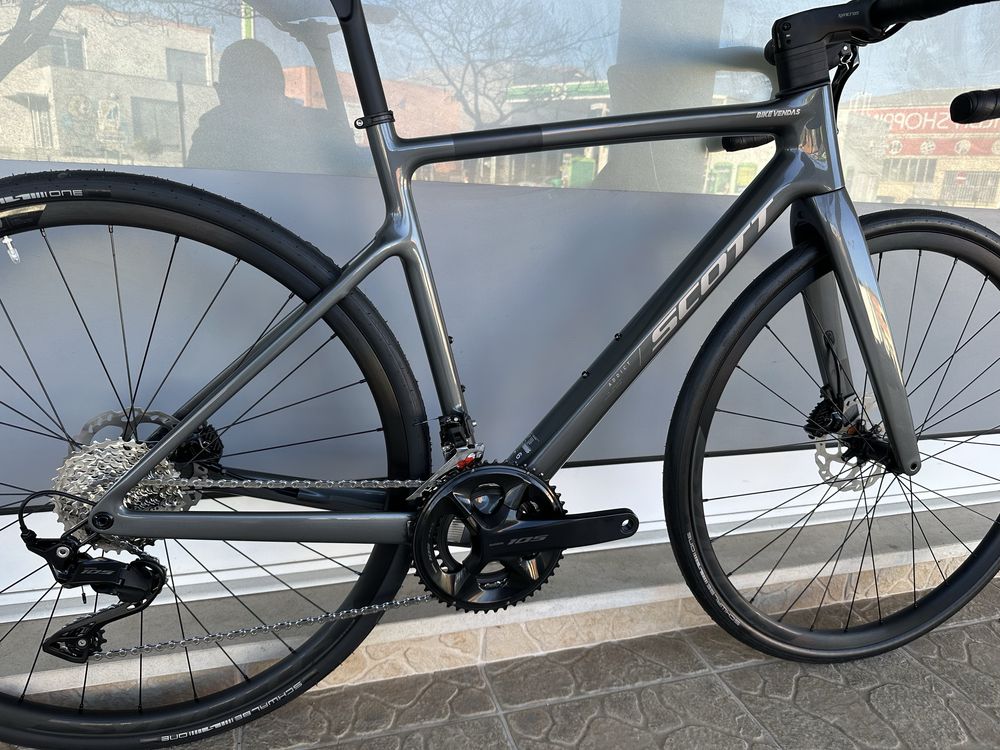 Bicicleta Scott Addict - Colecao 2025