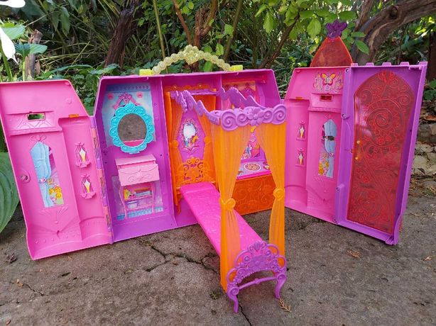 Дом Замок для Барби Кукла Мебель Чемоданчик Маттел Лялька