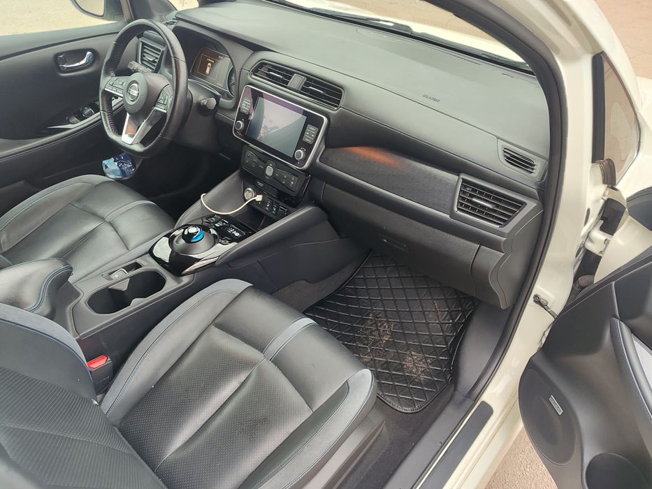 Nissan leaf 09.12.2019 рік 62kw