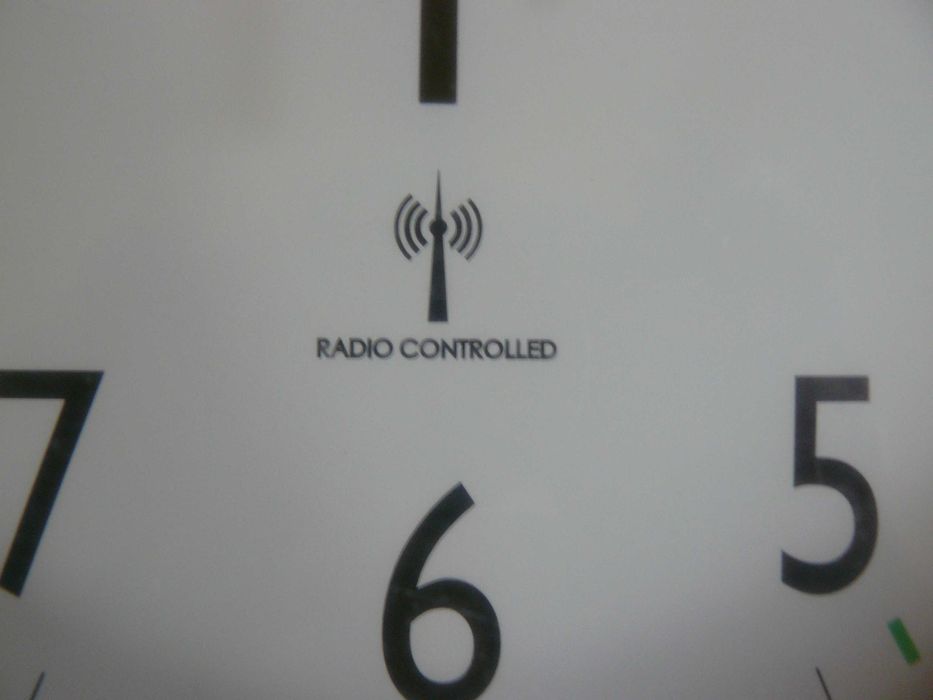 Zegar kuchenny czas radiowy radiocontrolled DCF 30 cm OPIS