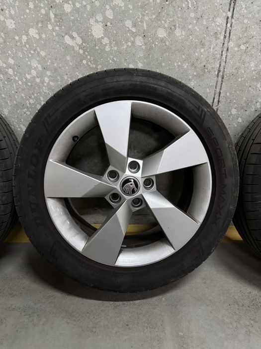Диски Skoda Scout + Dunlop Sport MAXX RT 2 225/50 ZR17