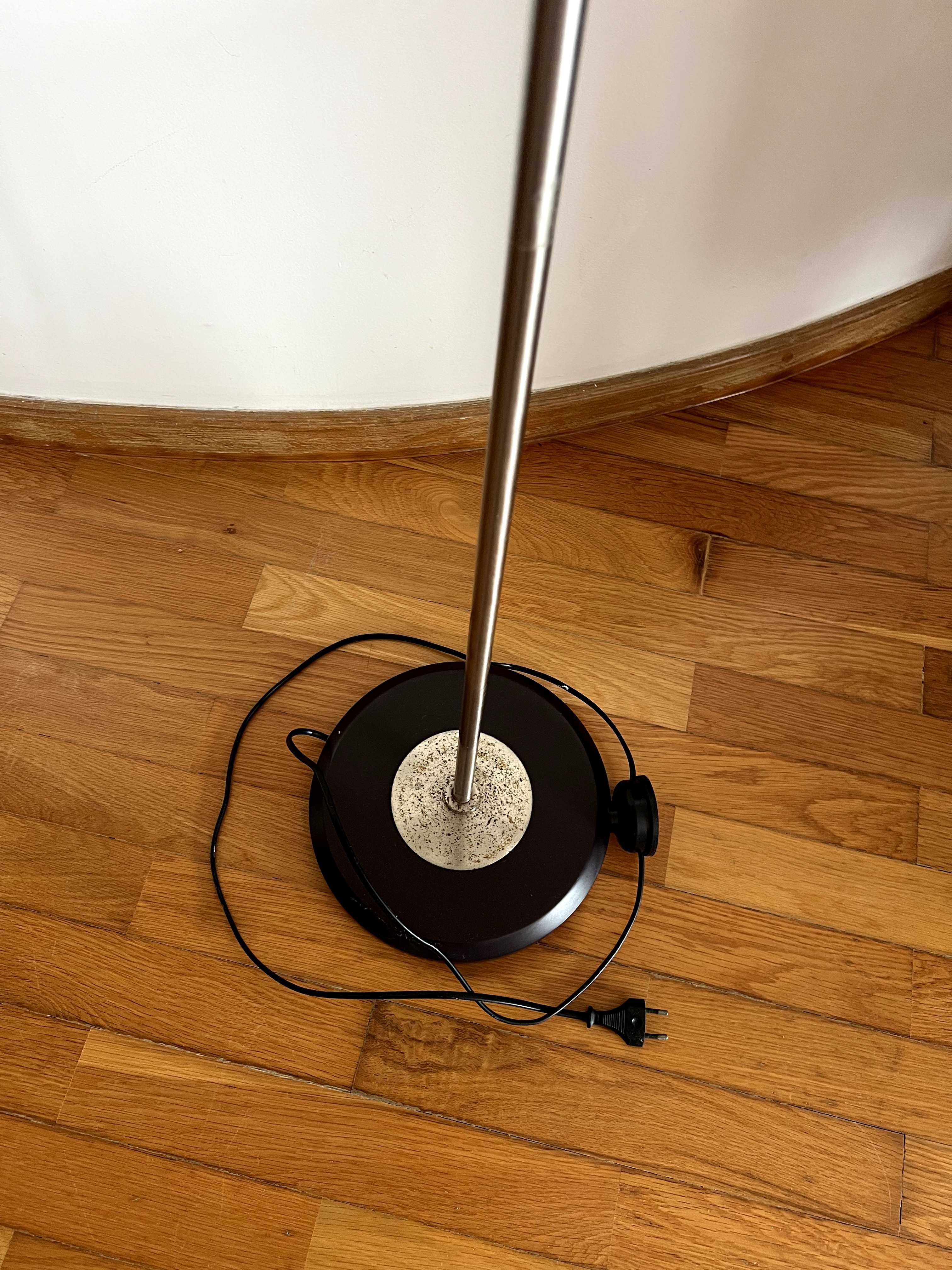 Candeeiro de sala preto