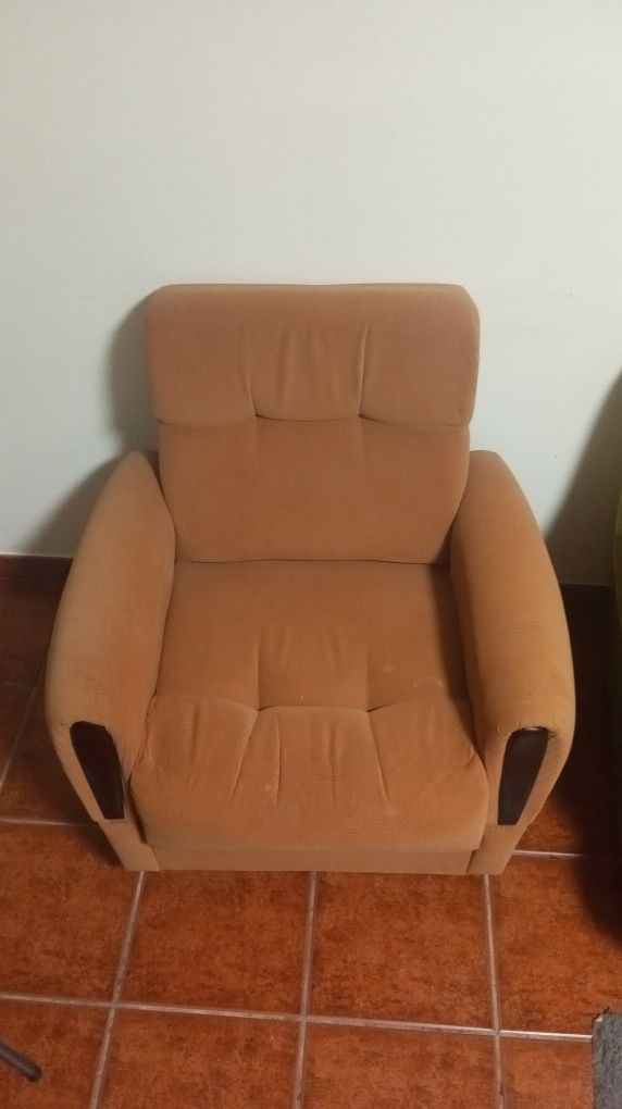 Vendo todos os móveis