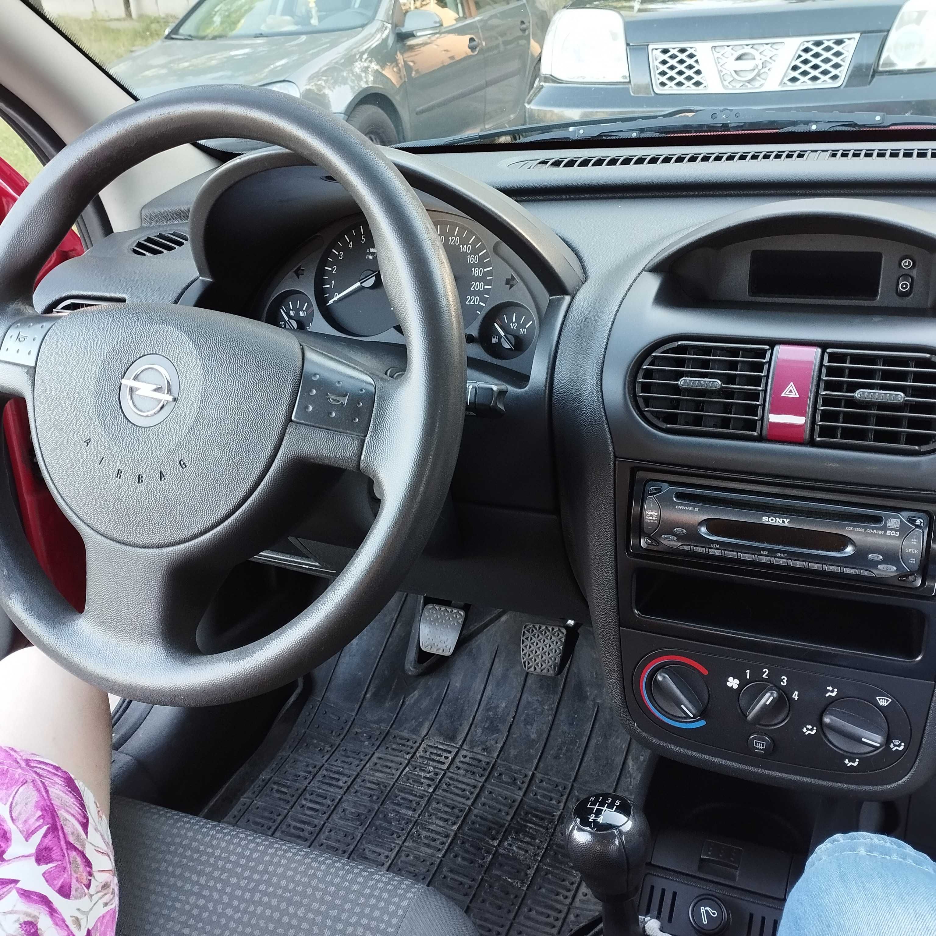 Opel Corsa C 2004r