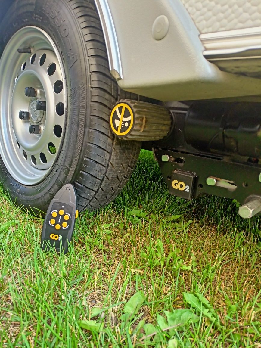 Przyczepa kempingowa knausa eifelland + mower + namiot dmc 900 kg