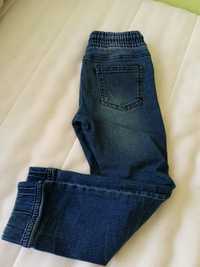 Spodnie jeansowe chłopięce r.110