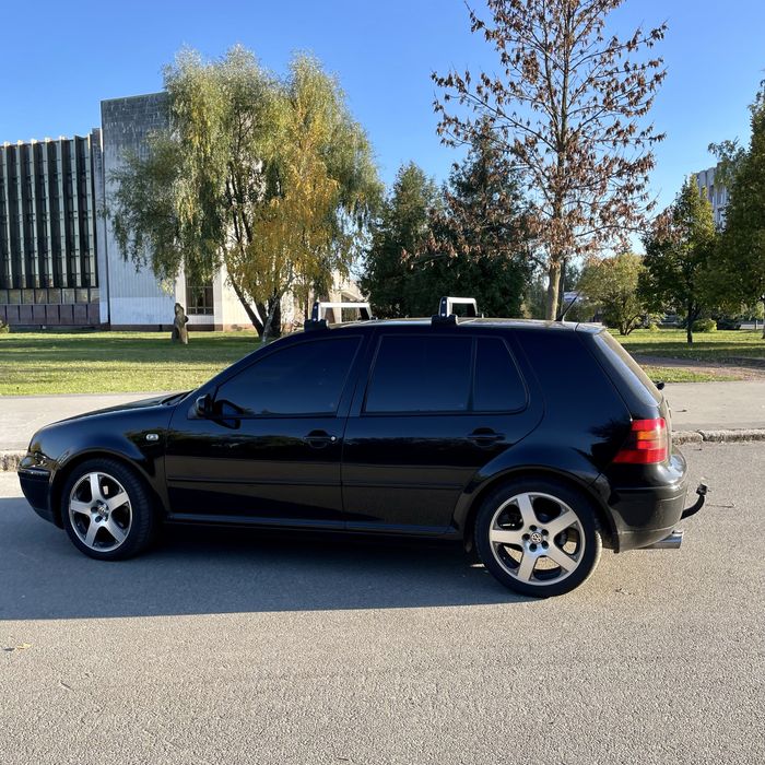 поперечини,  рейлінги на кришу VW Golf  оригінал в гарному стані