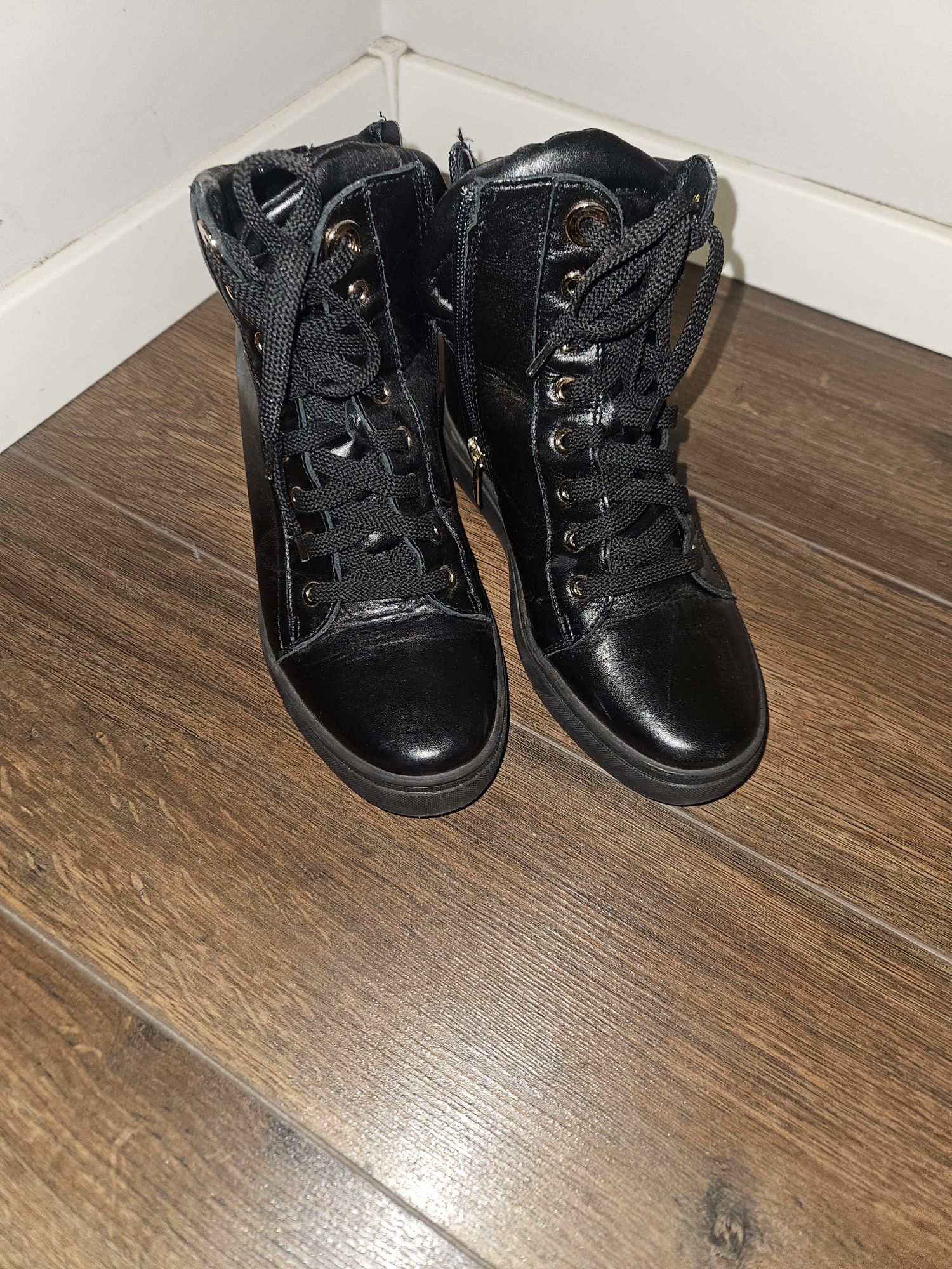 Buty Badura 37 sneakersy