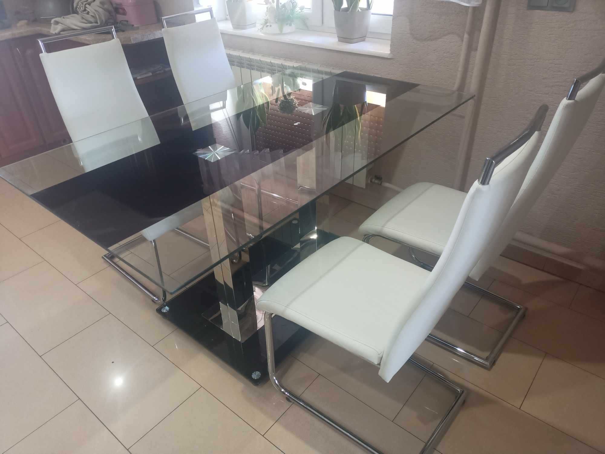 Stół szklany + 4 krzesła