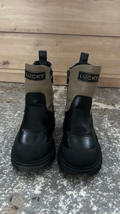 Зимові ботінки для дівчинки (29р)